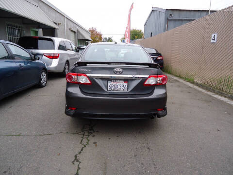 2011 Toyota Corolla S