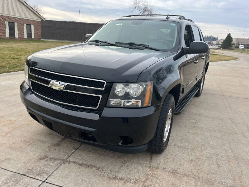 2011 Chevrolet Avalanche for sale at Renaissance Auto Network in Warrensville Heights OH