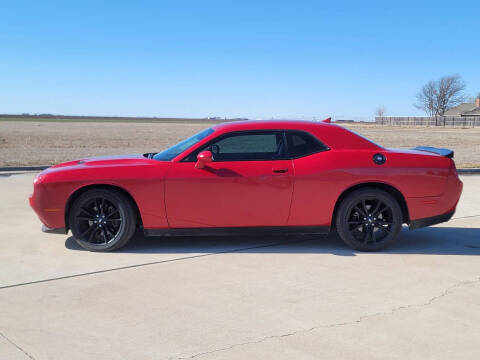 2017 Dodge Challenger SXT Plus