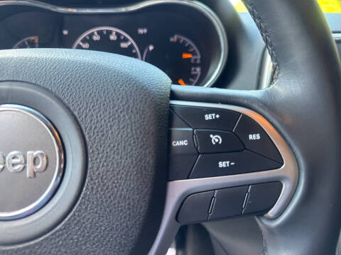 2018 Jeep Grand Cherokee Laredo