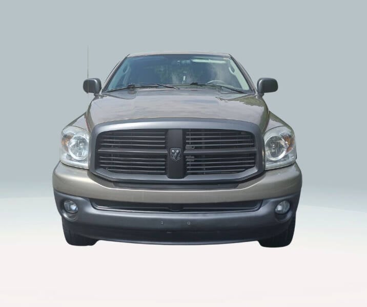 2007 Dodge Ram 1500 Pickup ST photo 3