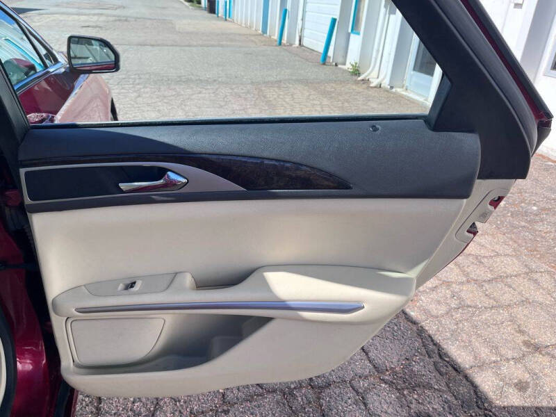 2014 Lincoln MKZ