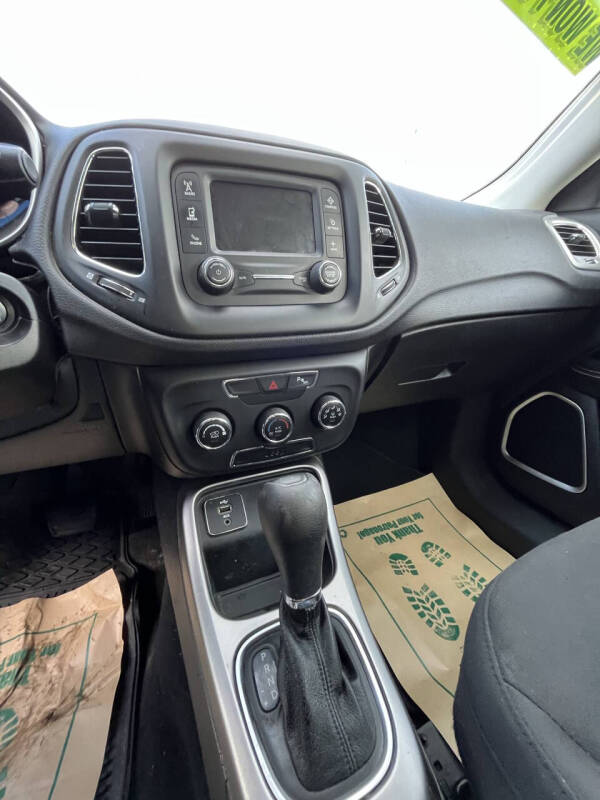 2017 Jeep Compass Sport