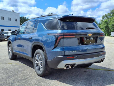 2025 Chevrolet Traverse LT