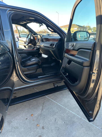 2018 Lincoln Navigator Select