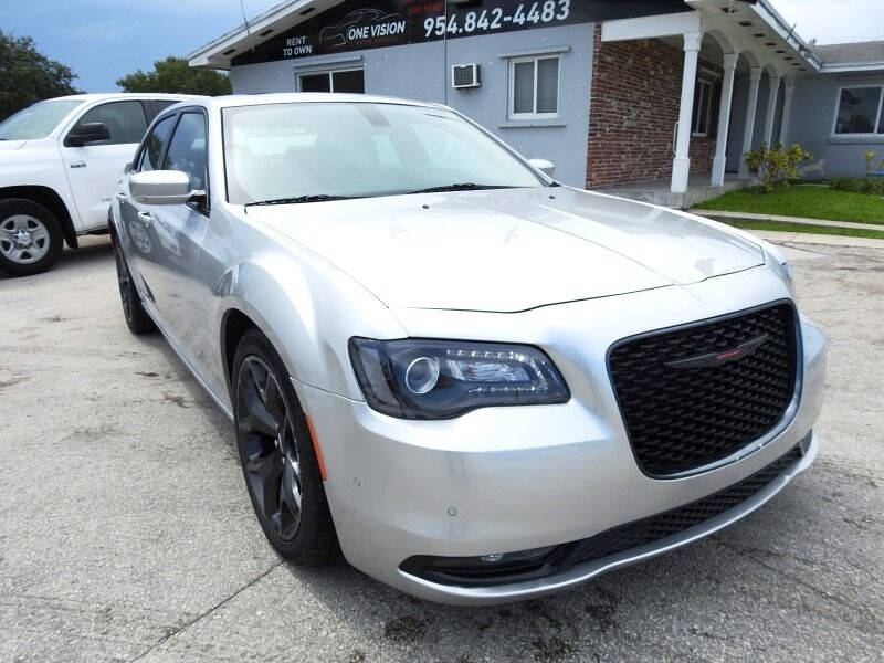 2021 CHRYSLER 300 Sedan - $23,900