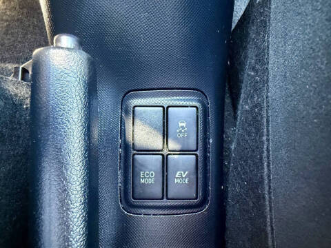 2016 Toyota Prius c One