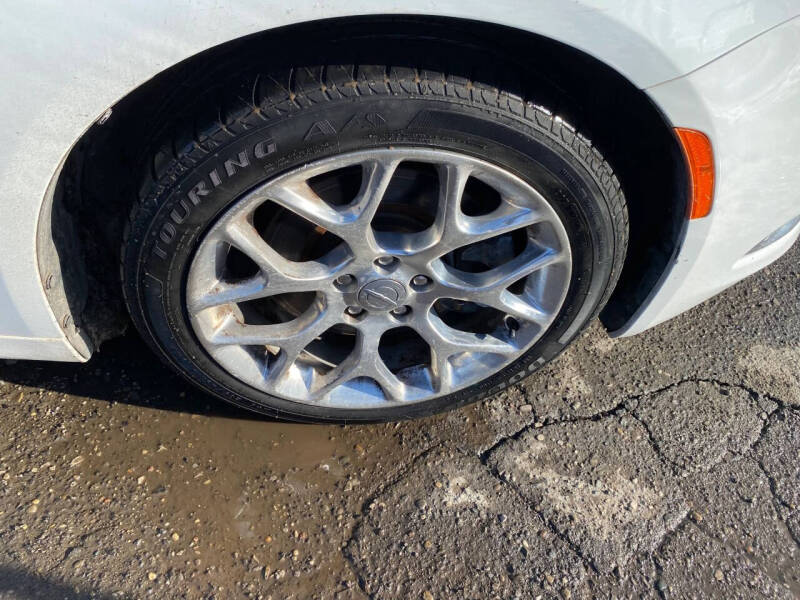 2015 Chrysler 200 C
