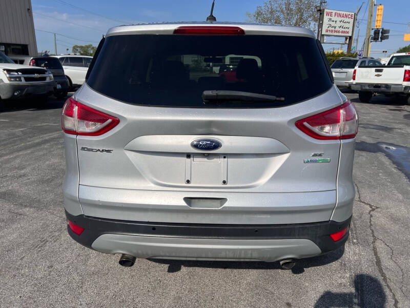 2014 Ford Escape SE photo 5