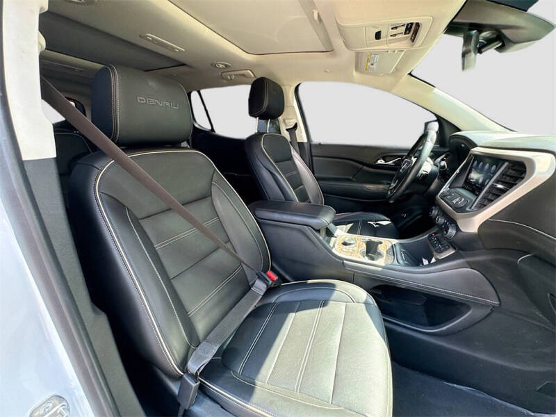 2020 GMC Acadia Denali