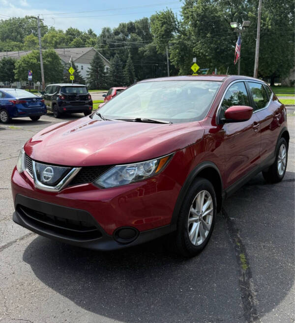 2019 Nissan Rogue Sport S's photo