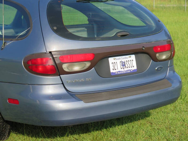 2000 Ford Taurus SE