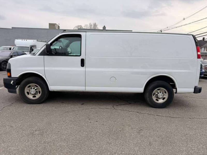 2018 Chevrolet Express 2500