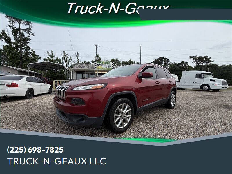 Red 2017 Jeep Cherokee Latitude Latitude 4dr SUV 1