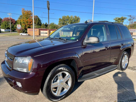 2008 Chevrolet TrailBlazer for sale at Easter Brothers Preowned Autos in Vienna WV