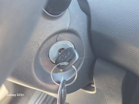 2009 Toyota Yaris S