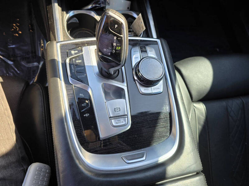 2016 BMW 7 Series 750i xDrive