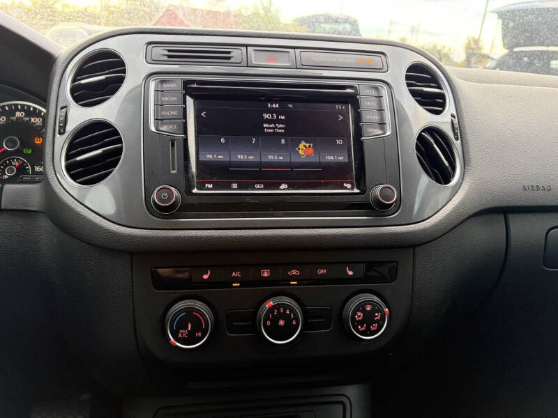 2017 Volkswagen Tiguan 2.0T Wolfsburg Edition