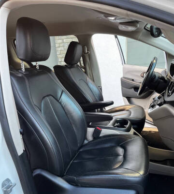 2018 Chrysler Pacifica Touring L Plus