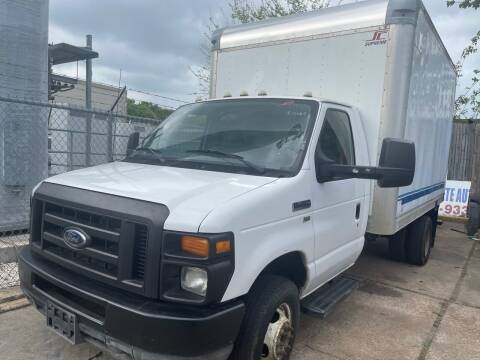 2011 Ford E-Series Chassis for sale at Demetry Automotive in Houston TX