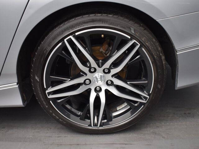 2022 Honda Accord Hybrid Touring