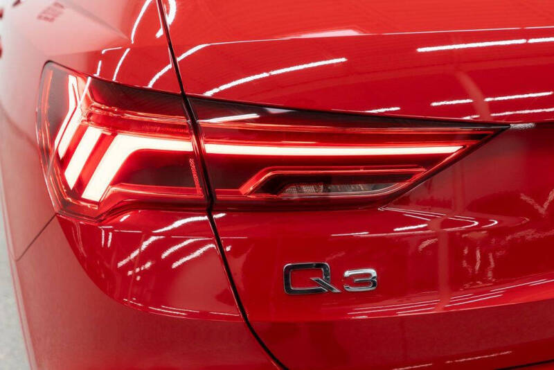 2023 Audi Q3 quattro S line Premium 45 TFSI