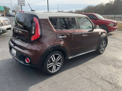 2017 Kia Soul +