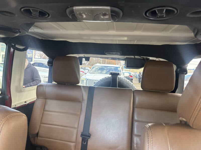 2012 Jeep Wrangler Unlimited Sahara