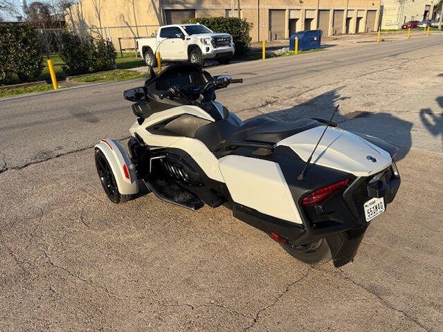 2021 Can-Am Spyder RT