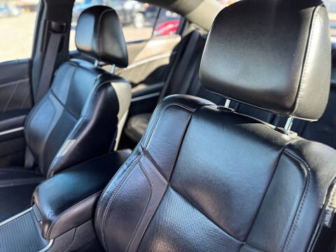 2017 Dodge Charger SXT