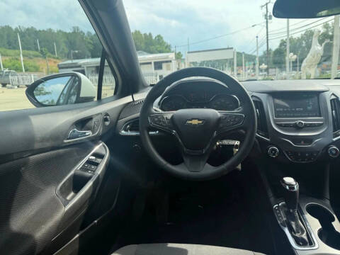 2017 Chevrolet Cruze LT Auto