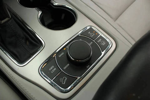2017 Jeep Grand Cherokee Summit