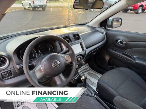 2013 Nissan Versa 1.6 SV