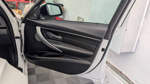 2013 BMW 3 Series 335i
