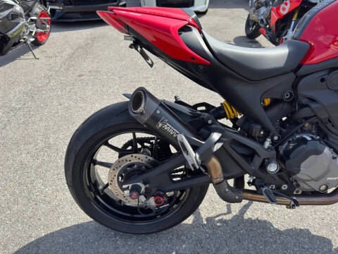 2023 Ducati Monster Plus