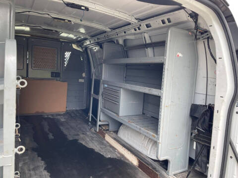 2017 Chevrolet Express 2500