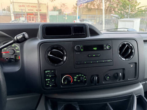 2013 Ford E-Series E-250