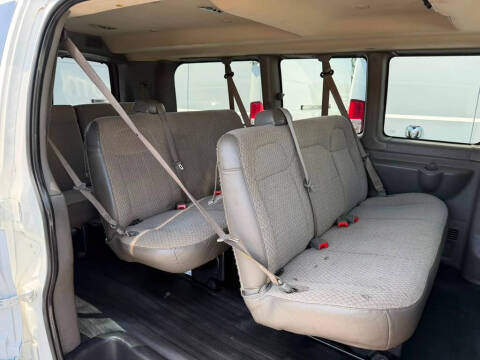 2016 Chevrolet Express LS 2500