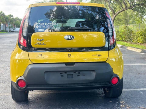 2014 Kia Soul +