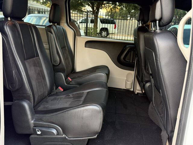 2020 Dodge Grand Caravan SXT