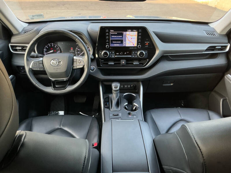 2020 Toyota Highlander XLE