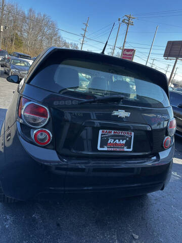 2013 Chevrolet Sonic LS Auto