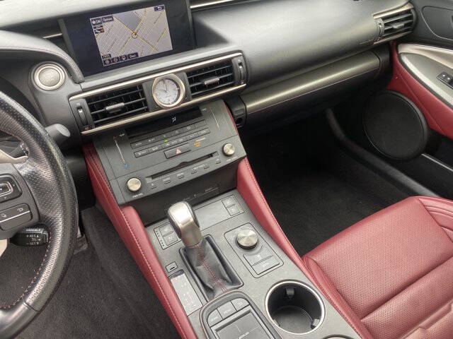2016 Lexus RC 200t