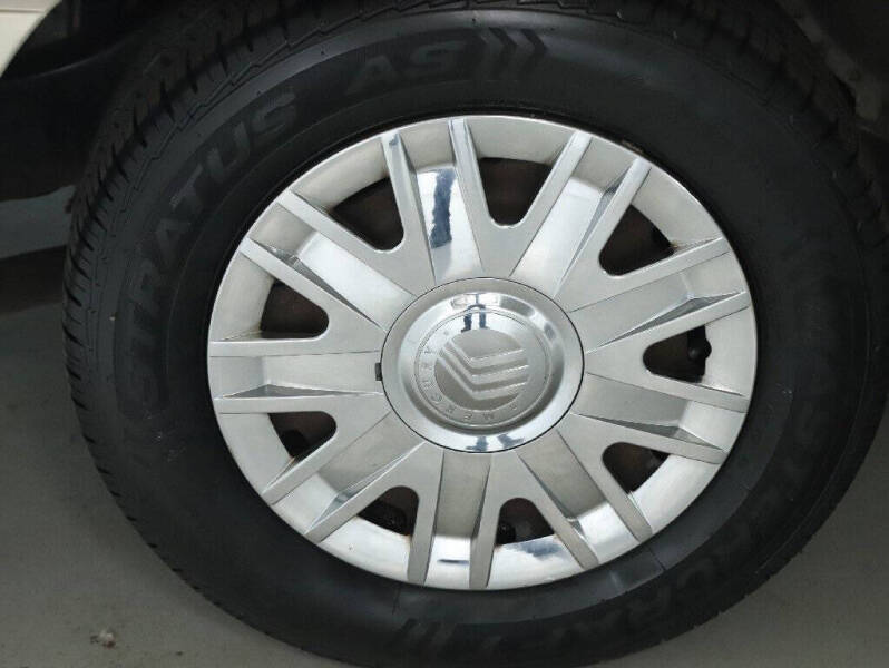 2005 Mercury Grand Marquis GS