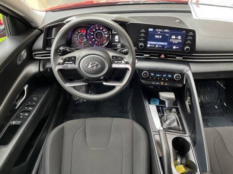 2022 Hyundai Elantra