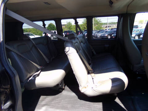 2010 GMC Savana LS 1500