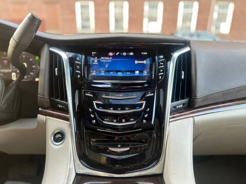 2015 Cadillac Escalade Luxury