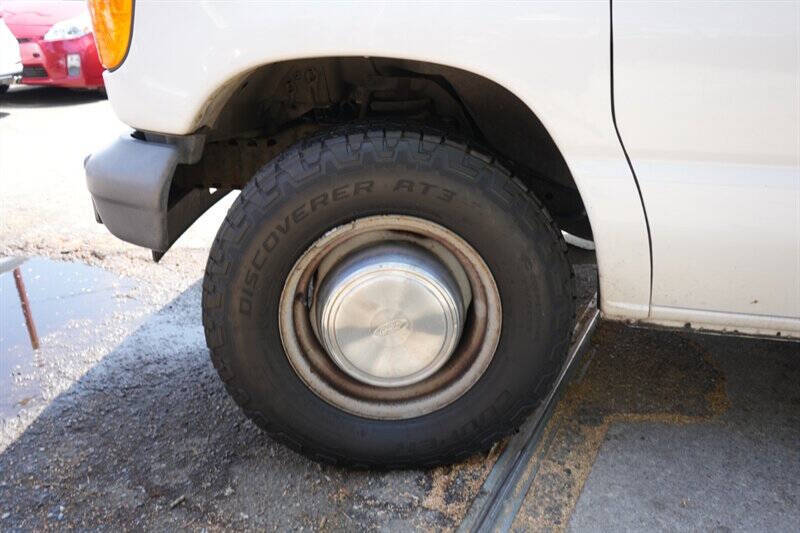 2006 Ford E-Series E-350 SD