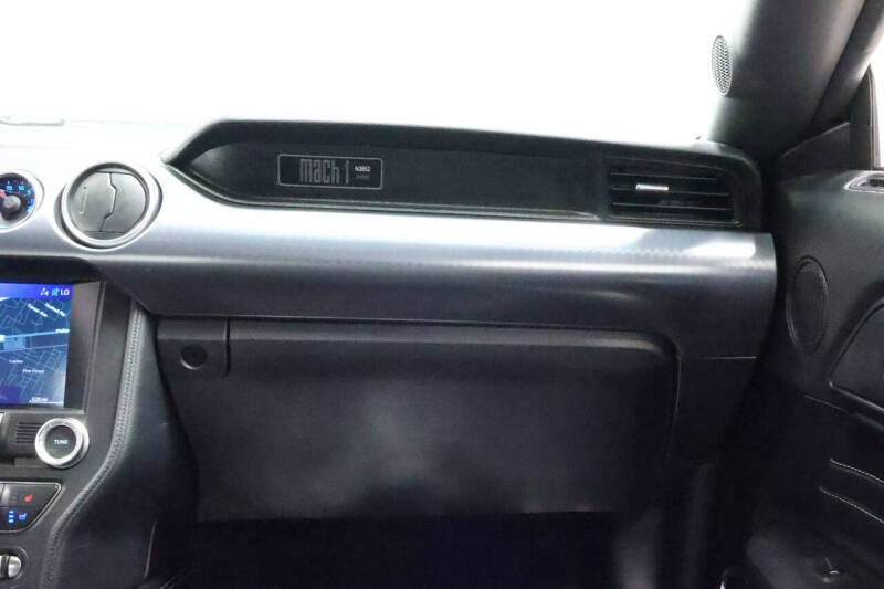 2022 Ford Mustang Mach 1