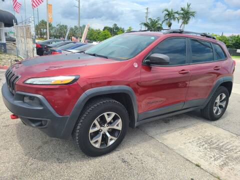 2014 Jeep Cherokee for sale at INTERNATIONAL AUTO BROKERS INC in Hollywood FL